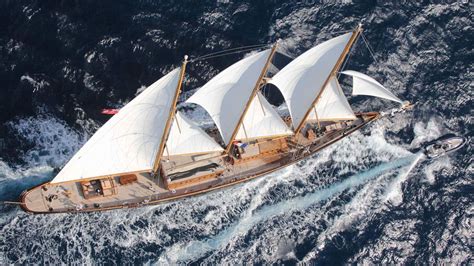 il veliero di gucci|Creole: The classic yacht owned by the Gucci family .